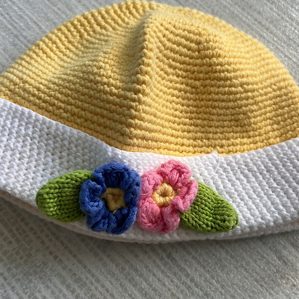 Gymboree cardigan and hat - Picture 3 of 3